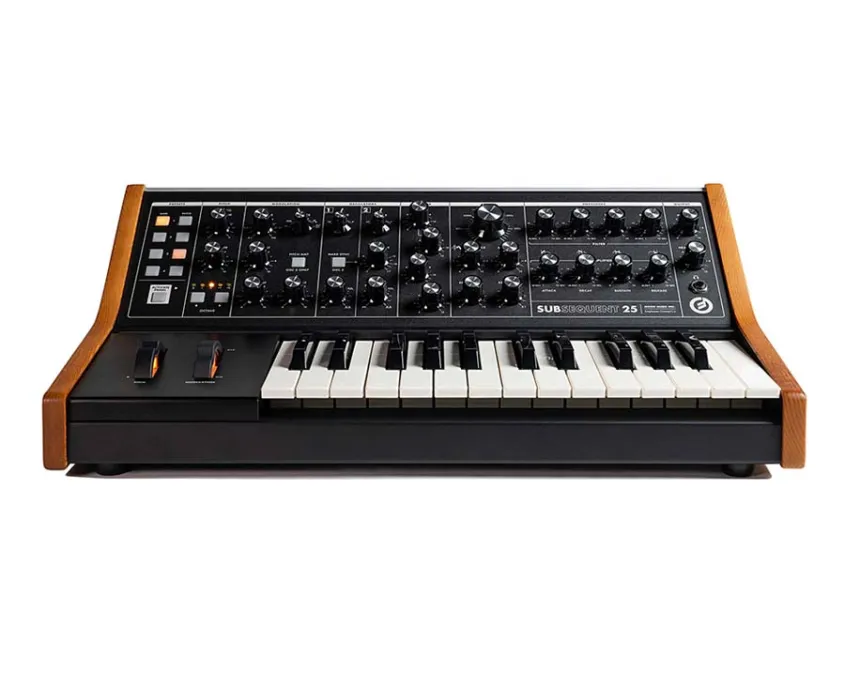 Moog SUBsequent 25